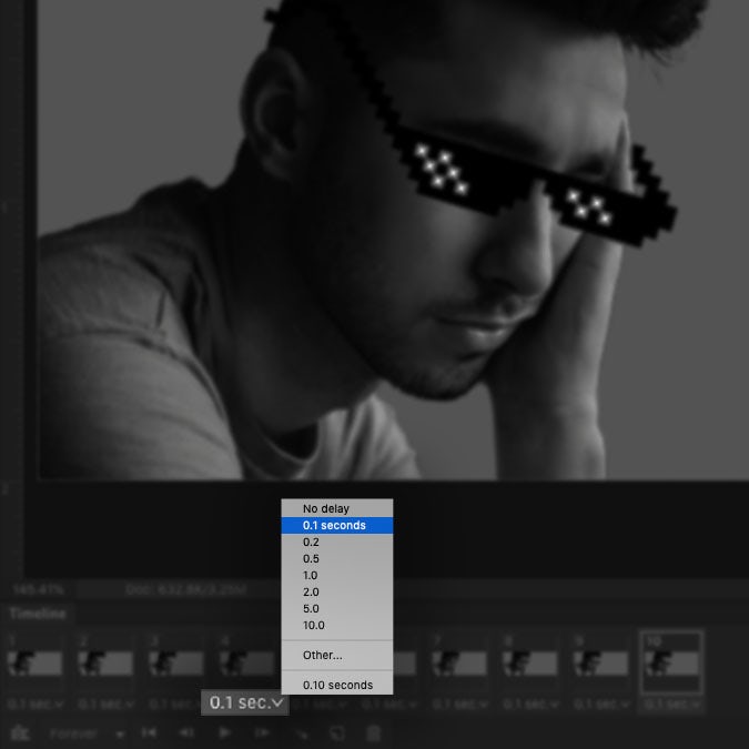A screenshot of the Photoshop interface highlighting the delay setting in the timeline